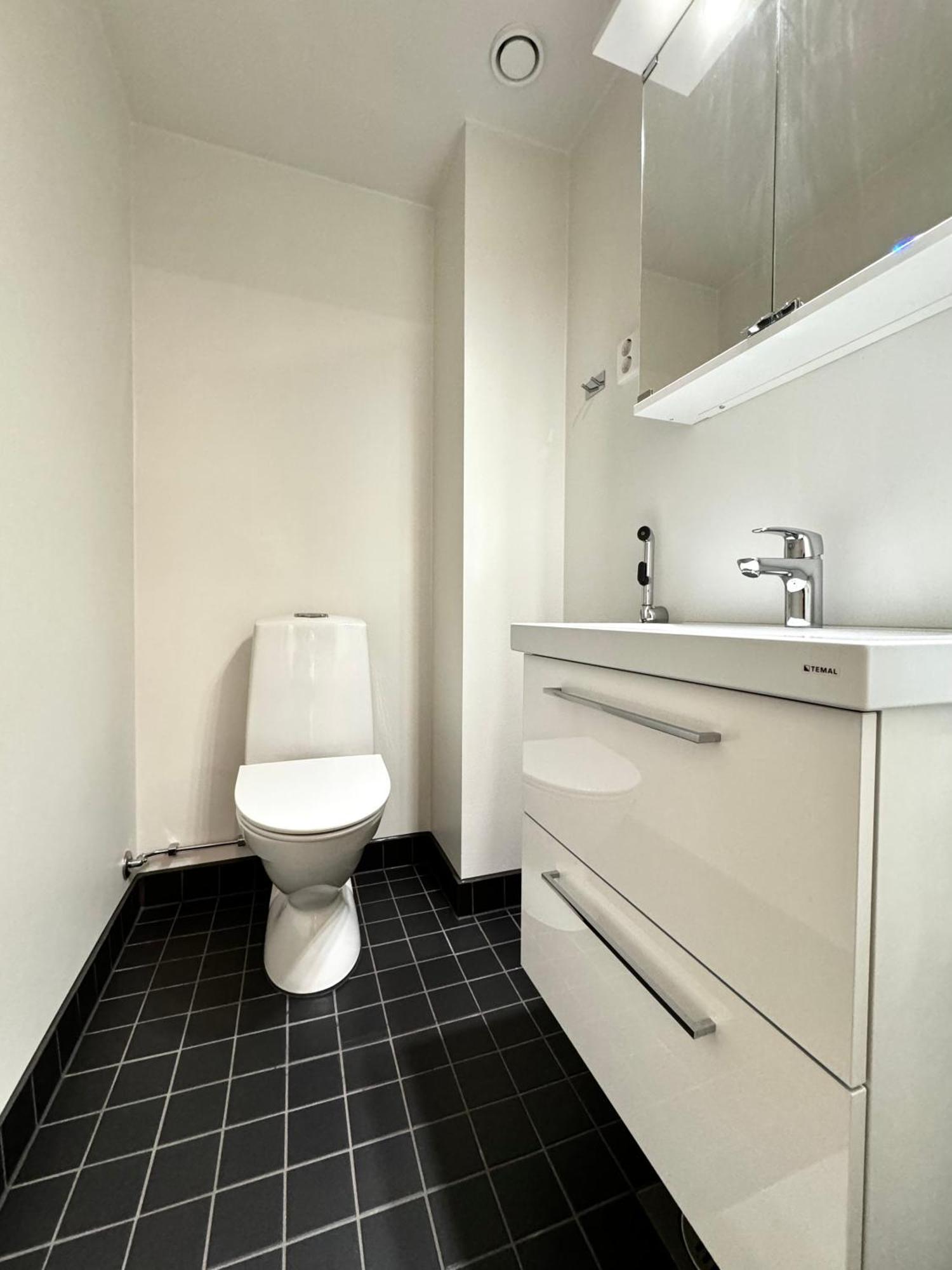 Stay With Locals At Tripla Helsinki Exterior photo